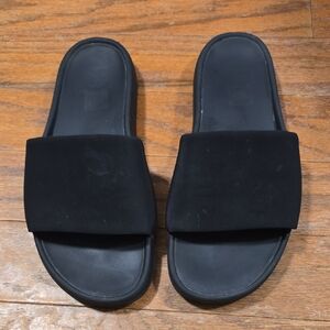 Lululemon Black Slide Sandals